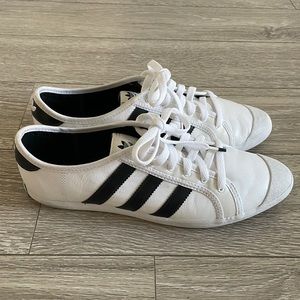 Women’s Adidas Sleek Series Sneaker
